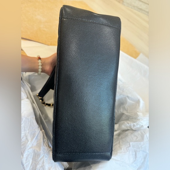 Brand new Chanel Grant Shopping Tote. Never wore with Stickers on - Picture 5 of 10